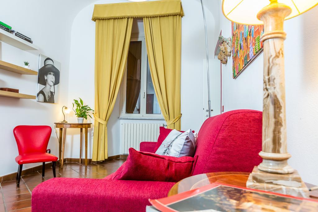 Cozy Iside - My Extra Apartment Rom
